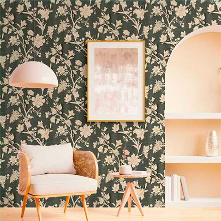Ref.21120 ambiente real de flores grabado silva essence, sobre fondo Marrón en tonos Dorado