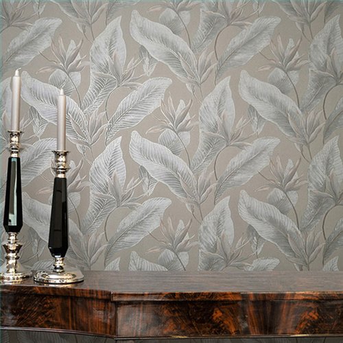Ref.SILE-060 ambiente real de hojas tropicales silence, sobre fondo Marrón en tonos Gris, Topo, Beige y Bronce