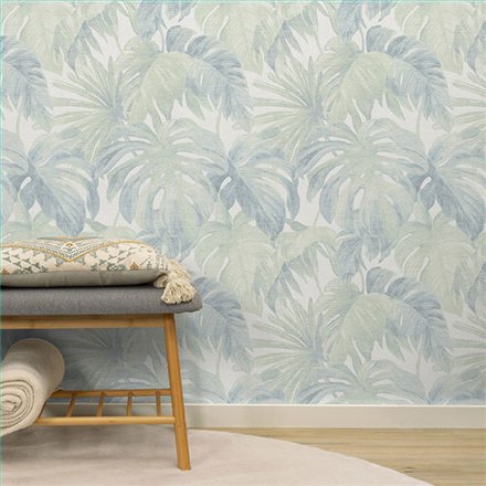 Ref.NATU-033 estancia decorada con hojas tropicales Verde y Gris y fondo Marfil, natura