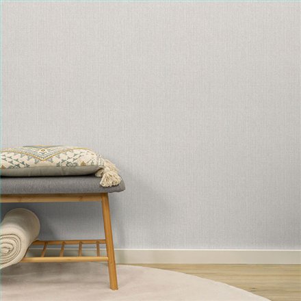 Ref.NATU-047 ambiente con natura rayado seda Gris sobre fondo Beige
