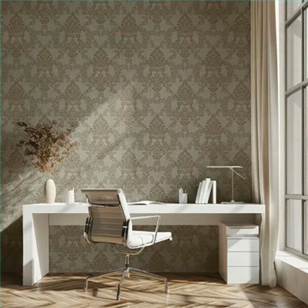 Ref.LR1908 ambiente real de damasco lirico, sobre fondo Marrón en tonos Dorado