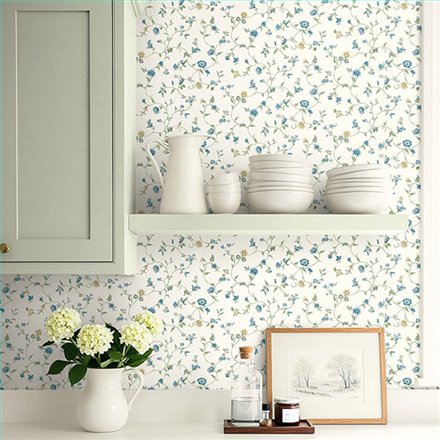 Ref.LB52212 ambiente con dolly mixtures flores indianas Verde, Azul y Beige sobre fondo Blanco Roto