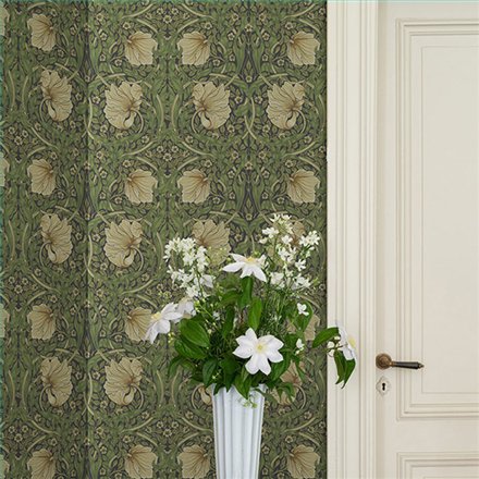 Ref.82094 estancia decorada con tulipanes entrelazados Beige, Verde y Bronce y fondo Marrón, hidden treasures