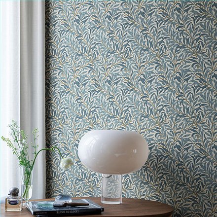 Ref.82098 estancia decorada con ramas de sauce Azul y Marrón y fondo Beige, hidden treasures