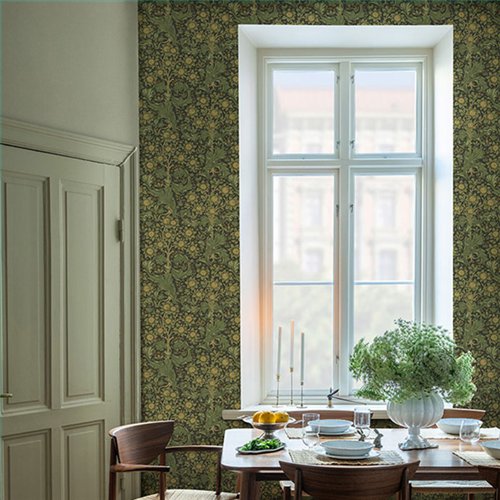 Ref.82089 ambiente con hidden treasures acanto y girasoles Ocre y Marrón sobre fondo Verde
