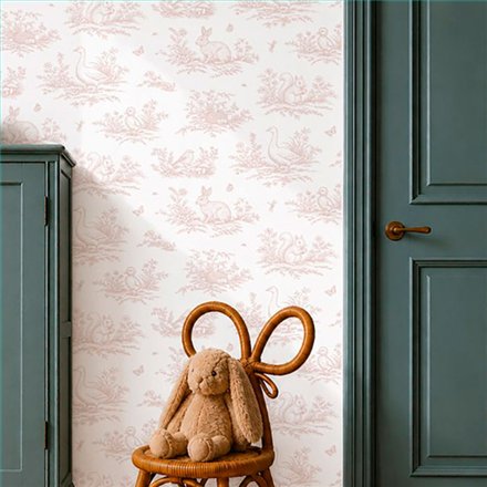Ref.007-ALI estancia decorada con toile animales del bosque Rosa y fondo Blanco Roto, alice