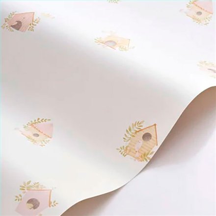 Ref.OUTT202894224 ambiente con once upon a time 3 casitas de pájaros Beige, Rosa, Verde, Marrón y Gris sobre fondo Blanco