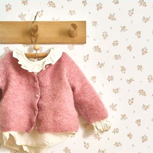 Ref.OUTT202921404 ambiente real de florecillas once upon a time 3, sobre fondo Blanco en tonos Rosa, Ocre y Gris