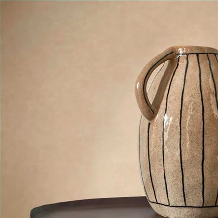 Ref.BATE202741730 basalte - ambiente decorado con fondo Beige, motivo liso efecto estuco