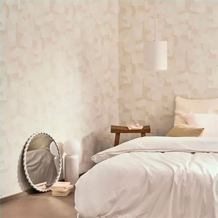 Ref.BATE202760200 estancia decorada con collage formas Beige y Topo y fondo Blanco Roto, basalte